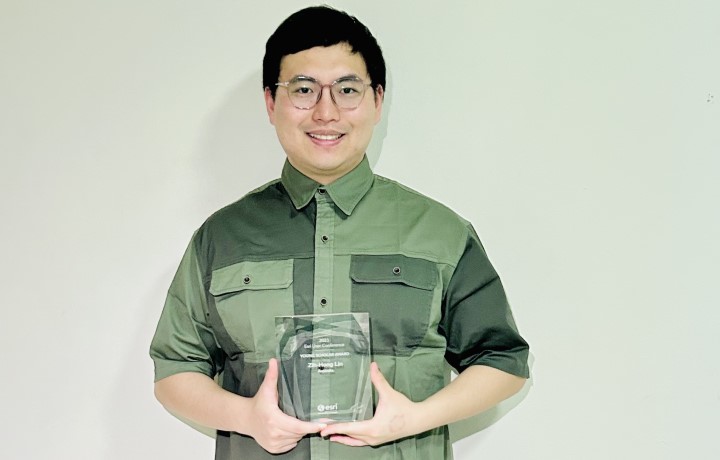 Esri Young Scholar Award 2023 winner, Zih-Hong Lin